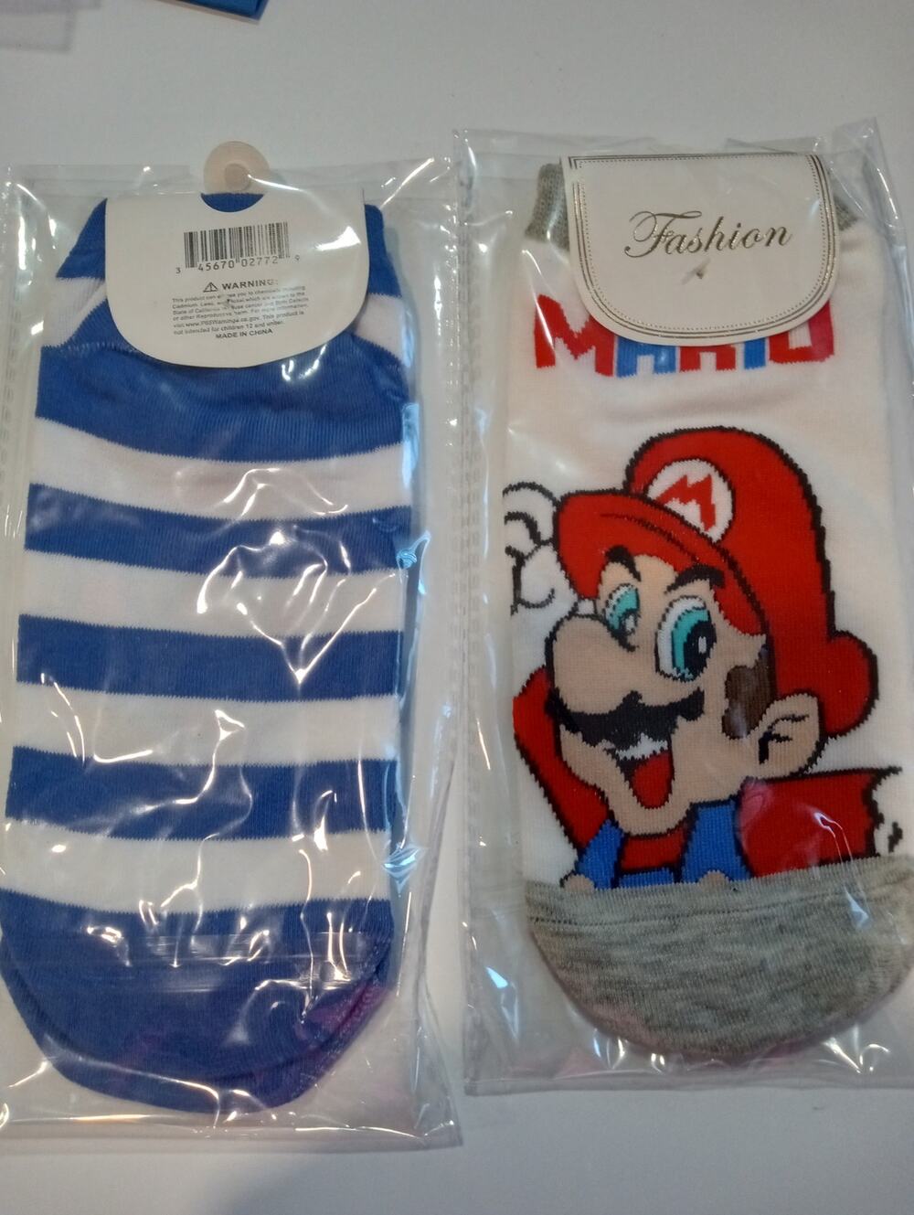 *NEW* Mario inspired Low Cut socks 2 pair Kids size Medium 0428 - Picture 1 of 2